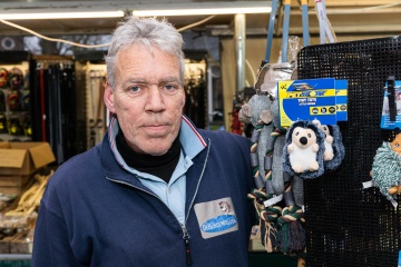 De Hondenkraam - Alles voor uw hond op de markt in Emmen. 